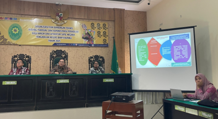Sosialiasi SK KMA Nomor 2-144/KMA/SK/VIII/2022 tentang Standar Pelayanan Informasi Publik di Pengadilan